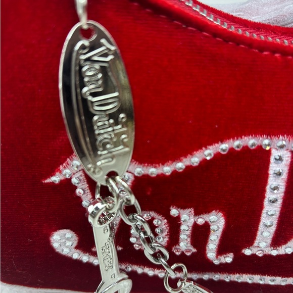 Von Dutch Red and White Rhinestone Velvet Shoulder Bag - Picture 4 of 8